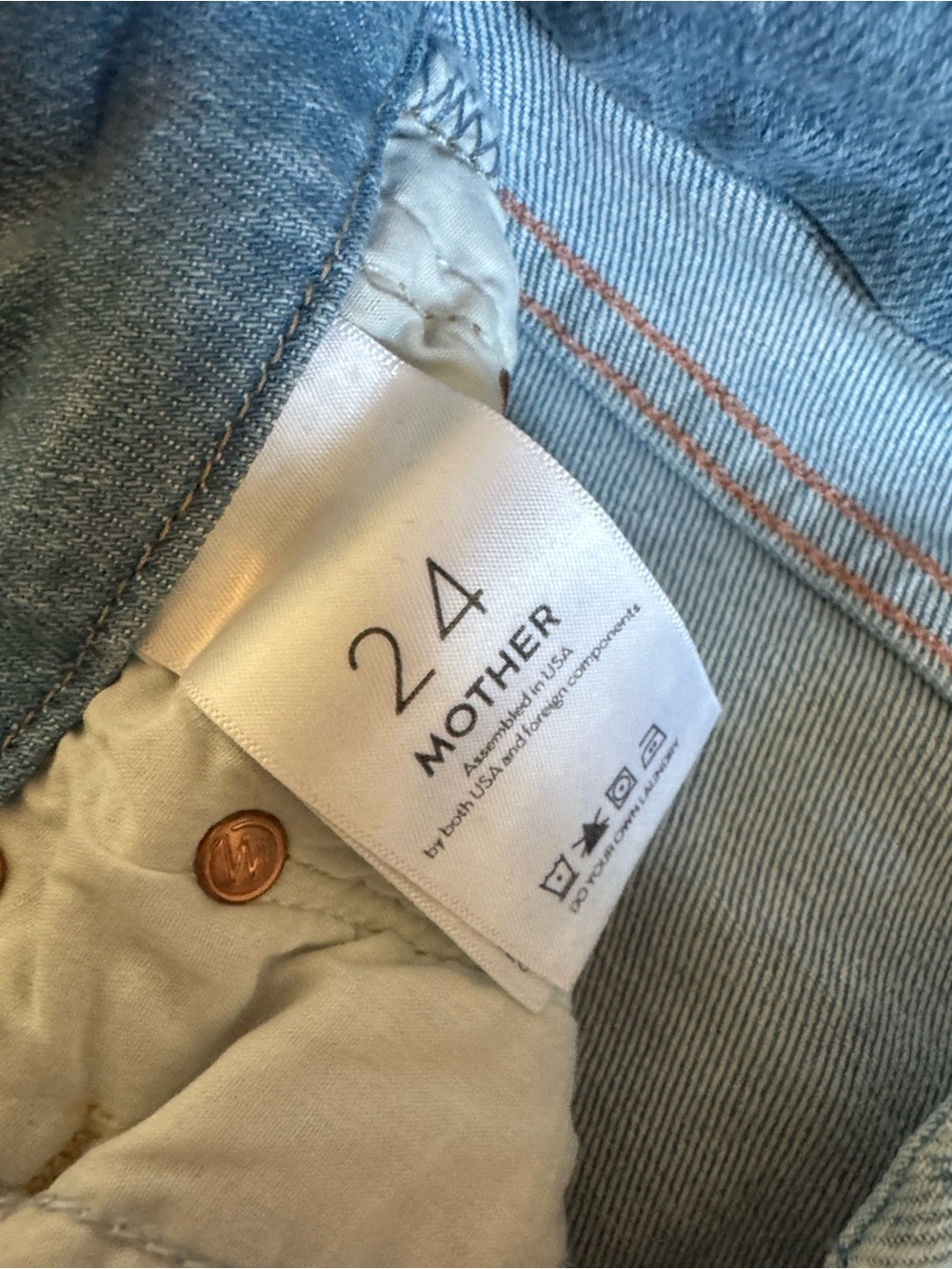 MOTHER Jeans - The Looker Crop - Picture 4 of 5